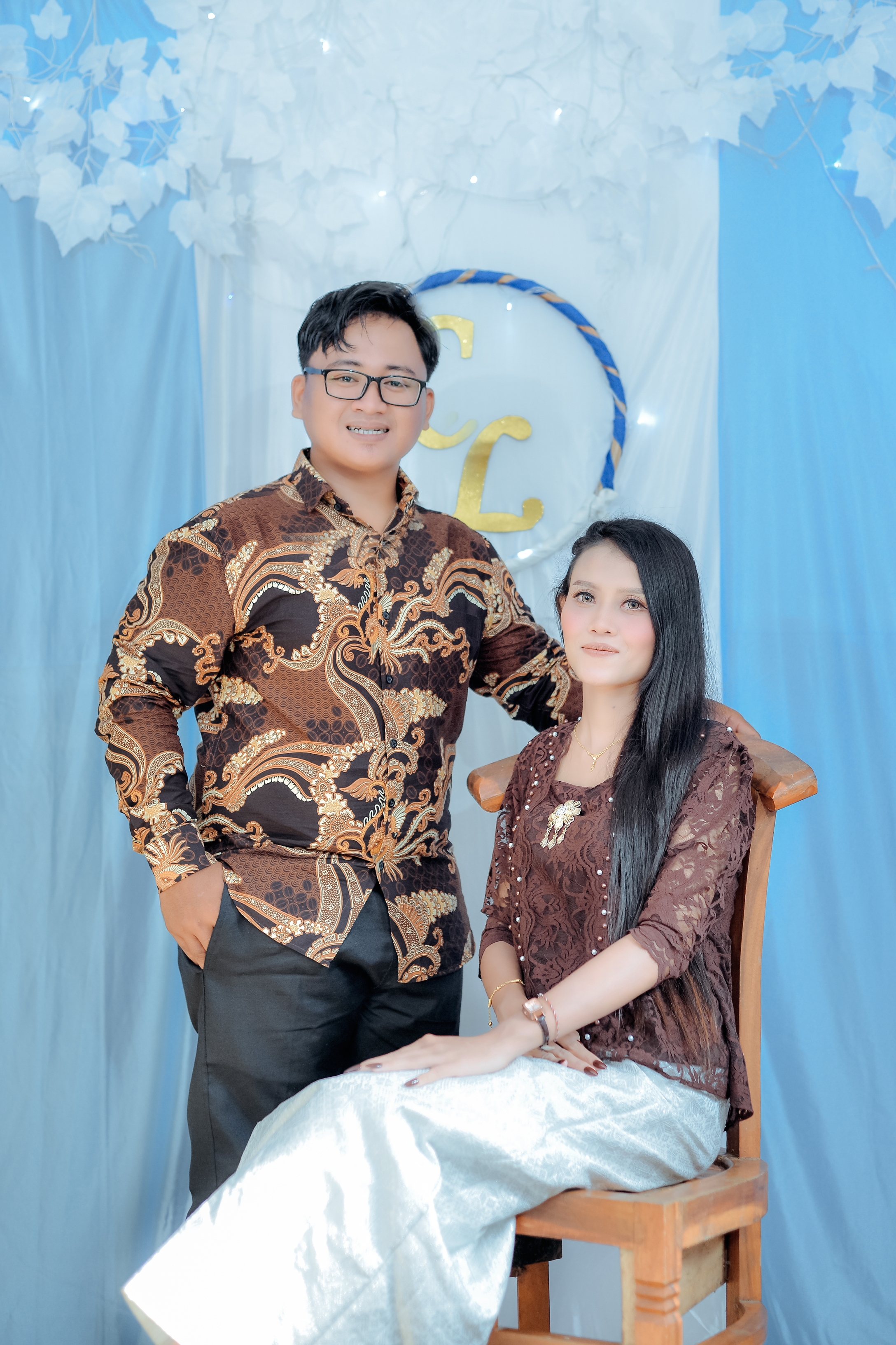 1001499160.jpg